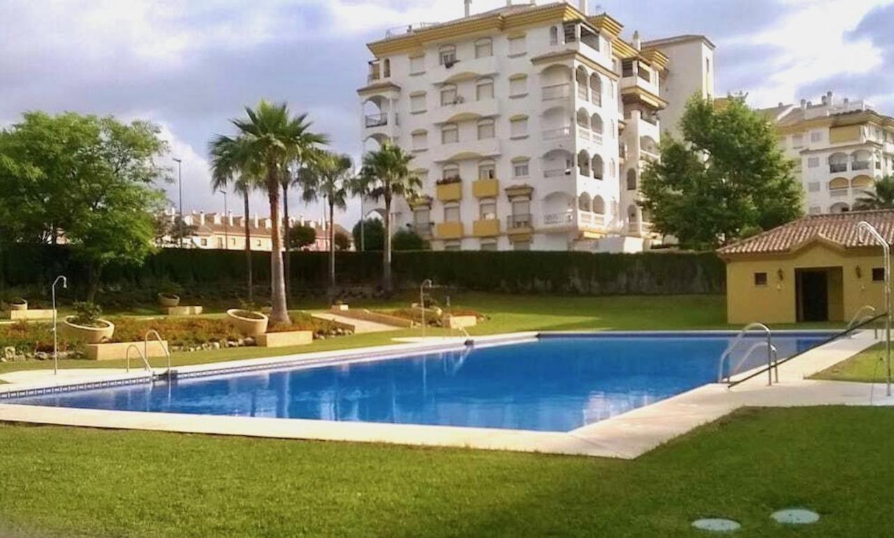 Spacious Apartment In Marbella Exterior foto